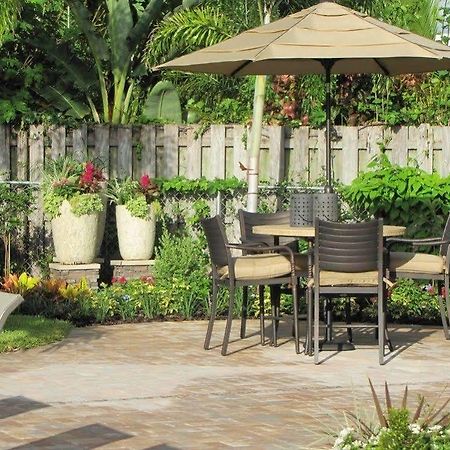 ホテル Heffron Manor Wilton Manors エクステリア 写真